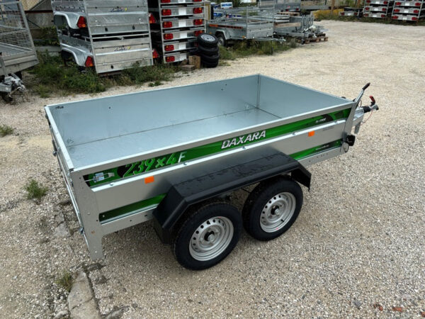 Remolque Erde Daxara 239×4 con frenos 1500/1000 KG Peso bruto
