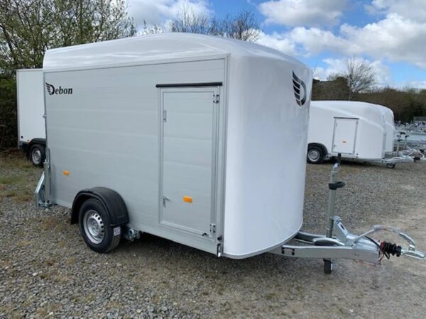 Furgoneta Debon Roadster 300